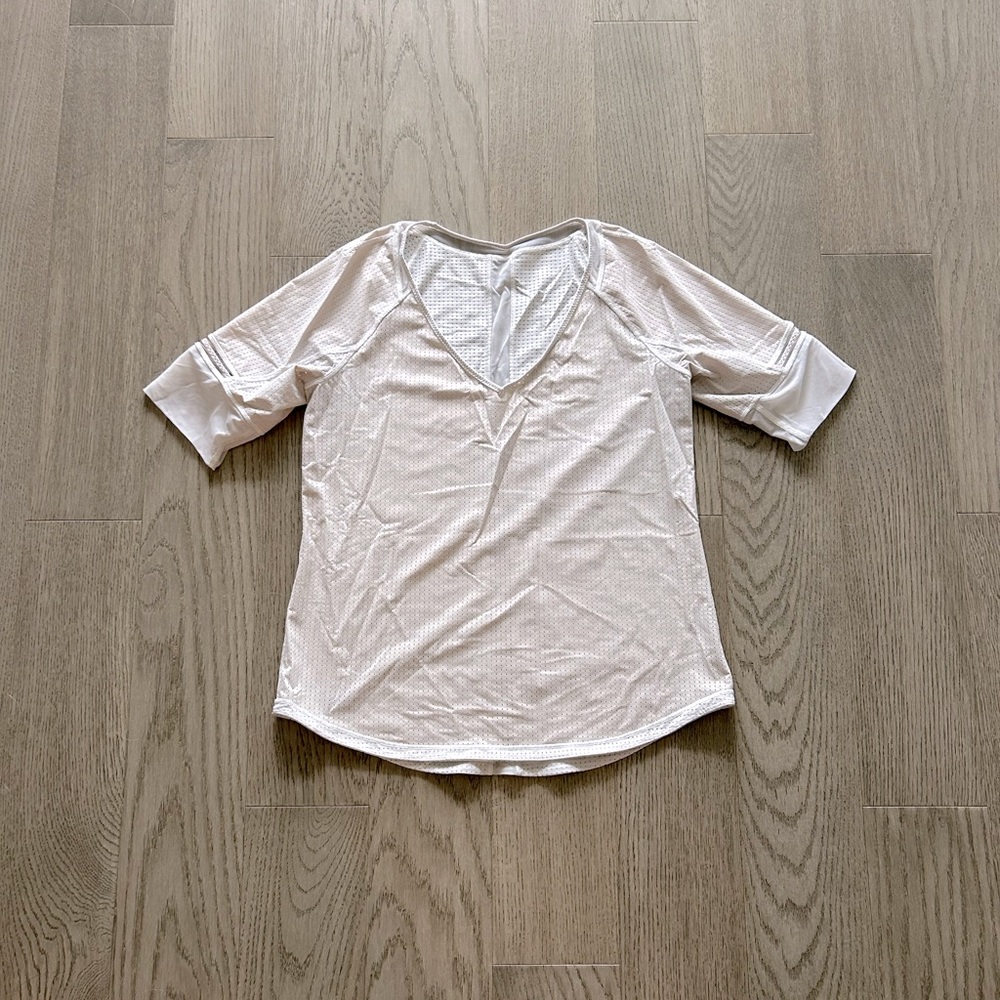 Lululemon top